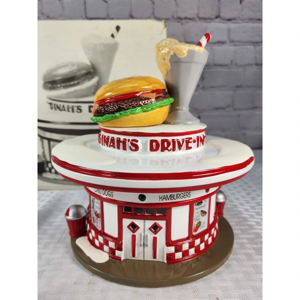 Department 56 The Original Snow Village Dinah's Drive-In No. 54470